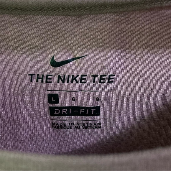 Nike Woman’s Cut Tee L - Picture 4 of 5